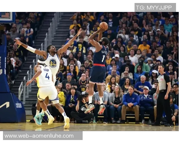 2015年NBA季后赛勇士与快船激战回顾与精彩瞬间分析 2015年NBA季后赛勇士与快船激战回顾与精彩瞬间分析